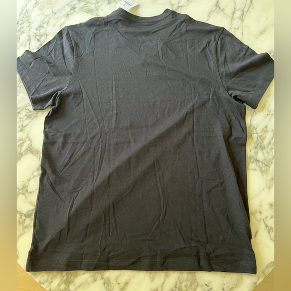 NWT J crew Washed jersey V-neck tee box cutter slice cover w military patch - Picture 3 of 8